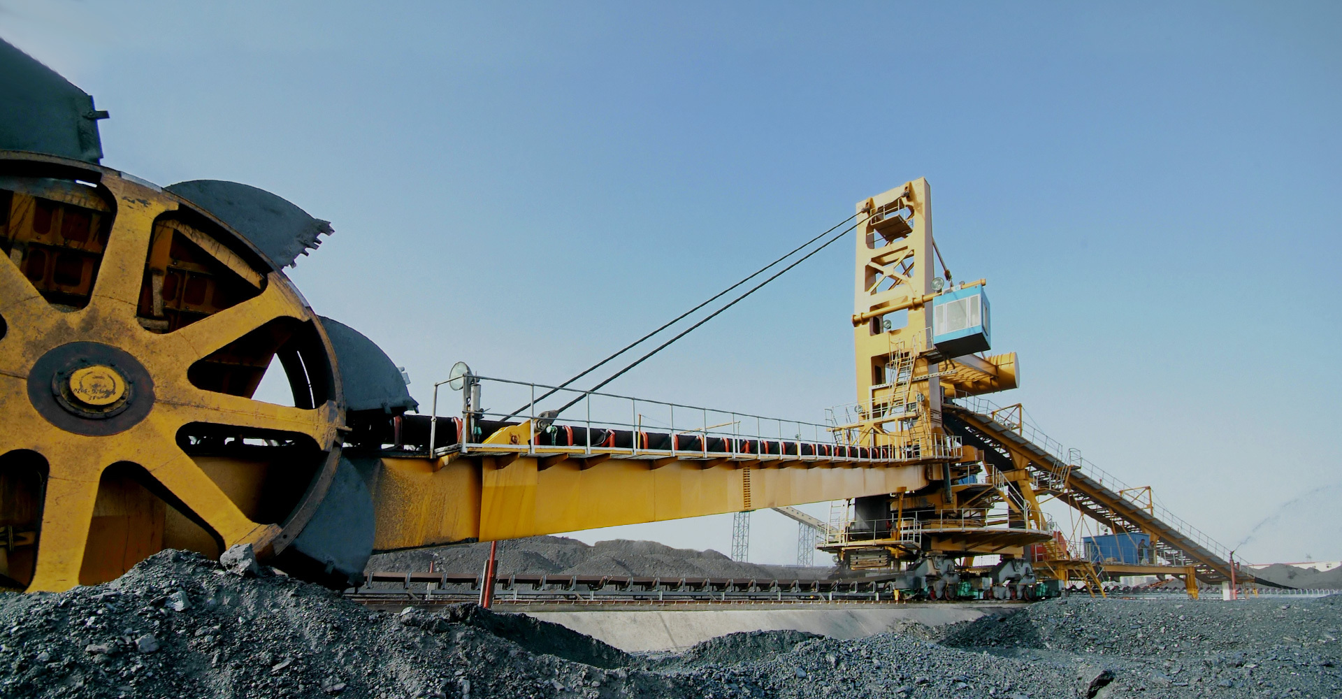 專業(yè)礦山(shān)設備生(shēng)産廠(chǎng)家(jiā)